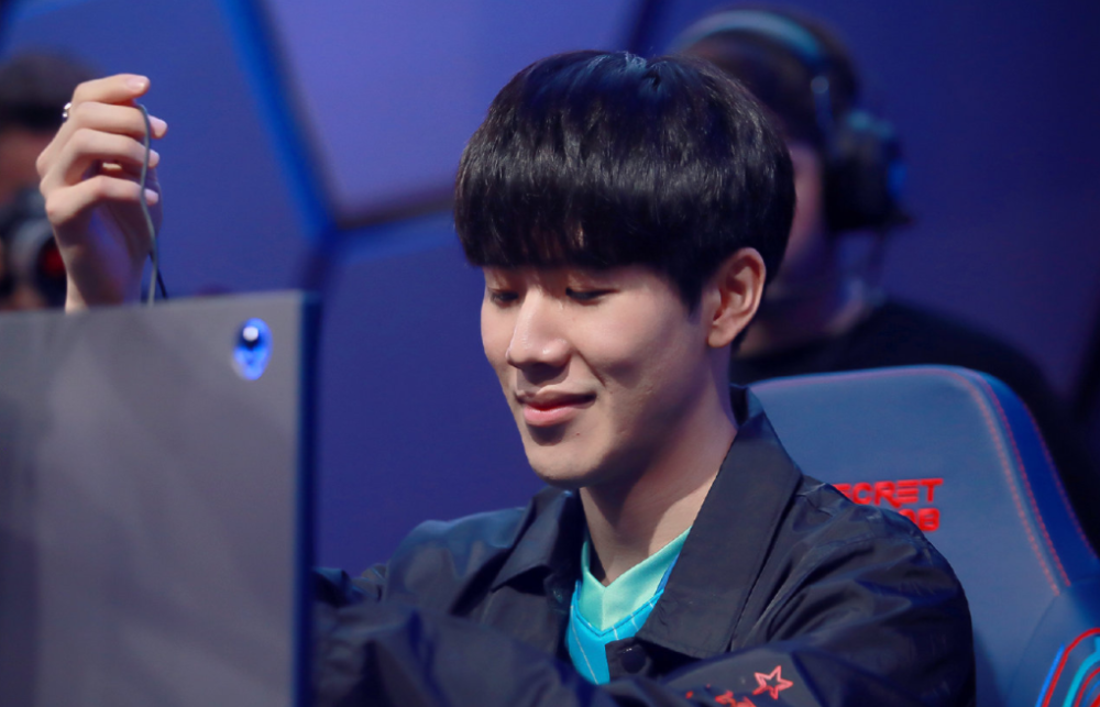 誉的阿隆索 誉的阿隆索